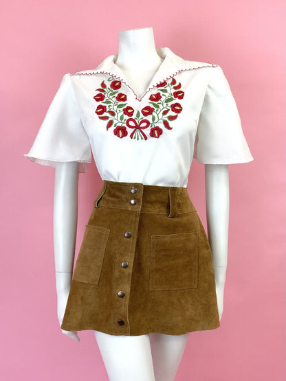 VTG 60s 70s WHITE RED FLORAL EMBROIDERED WING COLLAR BELL SLEEVE BLOUSE 12 14