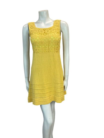 VTG 60S MOD GOGO BEACH HOLIDAY CROCHET MINI SUN DRESS YELLOW 6 8