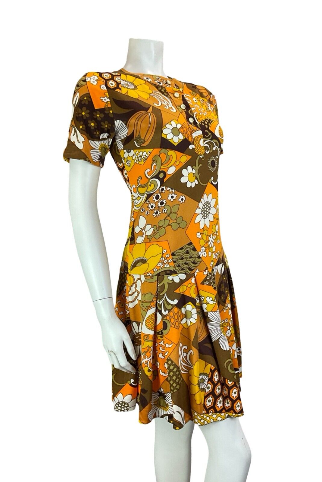 VTG 60S MOD GOGO ORANGE YELLOW BROWN FLORAL PLEATED T SHIRT SHORT SLEEVE DRESS 8