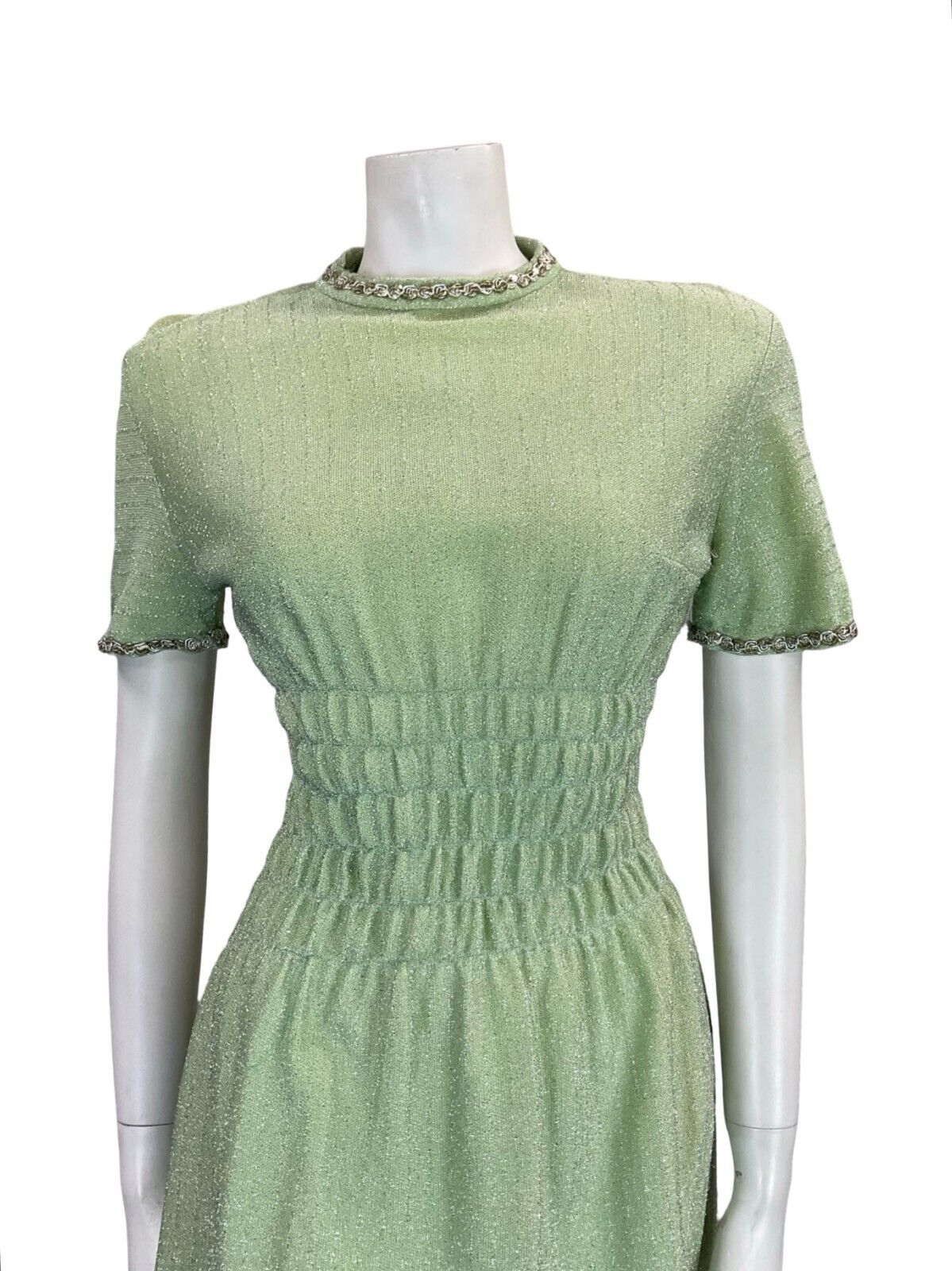 VTG 60S PASTEL GREEN SILVER TRIM T SHIRT MINI DRESS WITH ELASTICATED WAIST 6 8