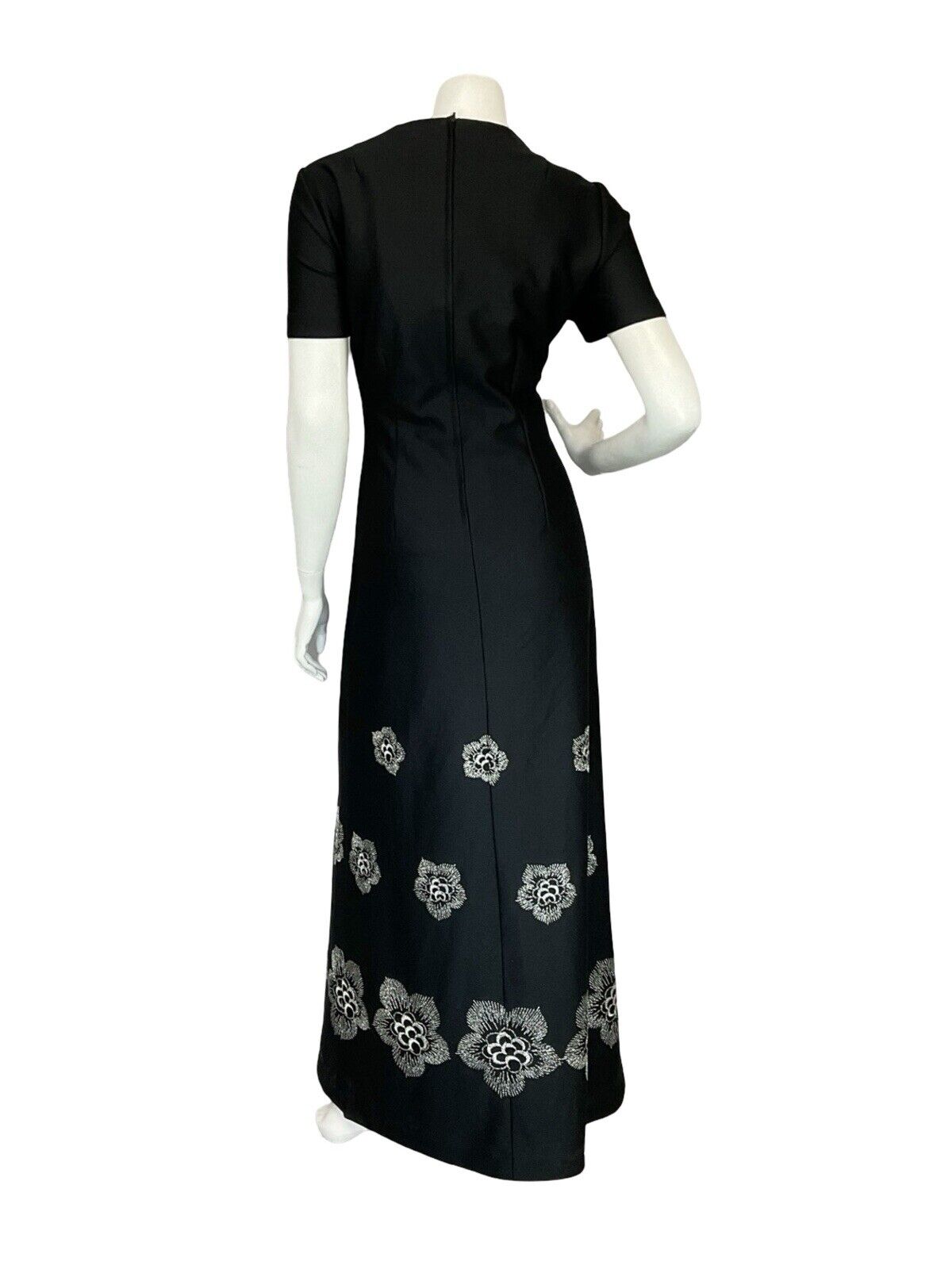 VTG 70S BLACK SILVER FLORAL EMBROIDERY EVENING PARTY SHORT SLEEVE MAXI DRESS 14