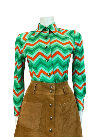 VTG 60S 70S GREEN RED ZIG ZAG GEOMETRIC WING COLLAR SHIRT SIZE 10