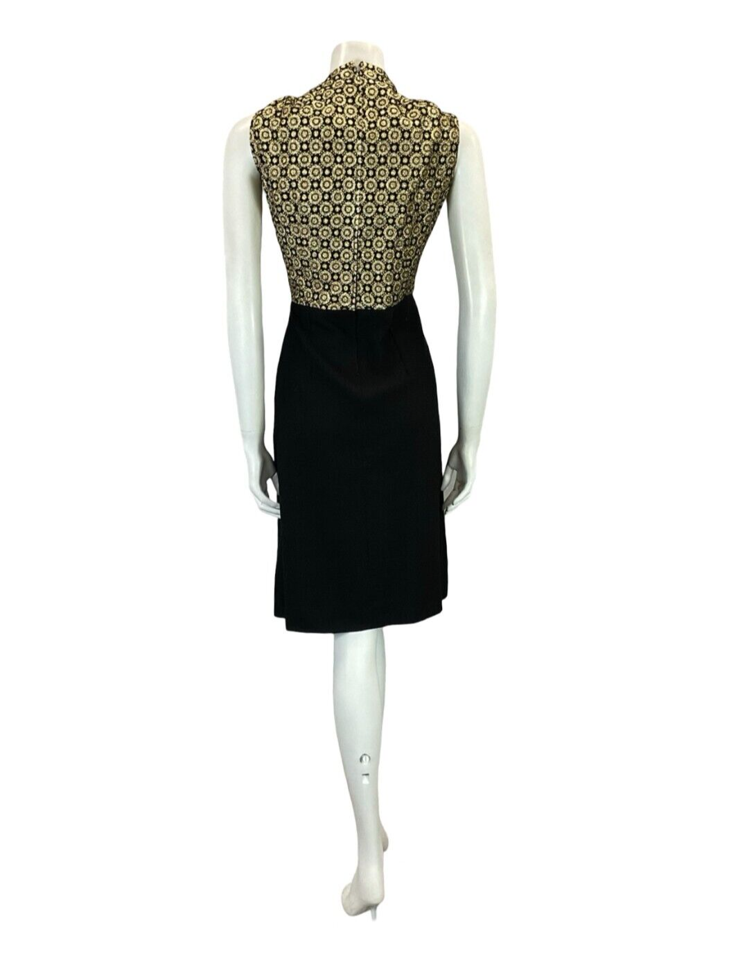 VTG 60S MOD BLACK GOLD FLORAL LUREX BROCADE PARTY SLEEVELESS MINI DRESS 16