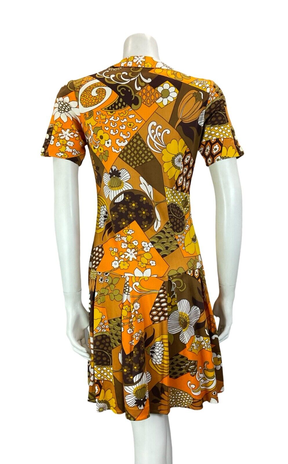 VTG 60S MOD GOGO ORANGE YELLOW BROWN FLORAL PLEATED T SHIRT SHORT SLEEVE DRESS 8