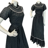 VTG 70S BLACK WHITE GOTHIC PRAIRIE FOLK VELVET LACE MAXI DRESS 6 8