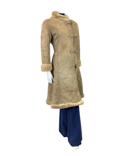 VINTAGE 60s 70s SAND BROWN SUEDE LEATHER TOGGLE BOHO LONG SHEARLING COAT 10 12