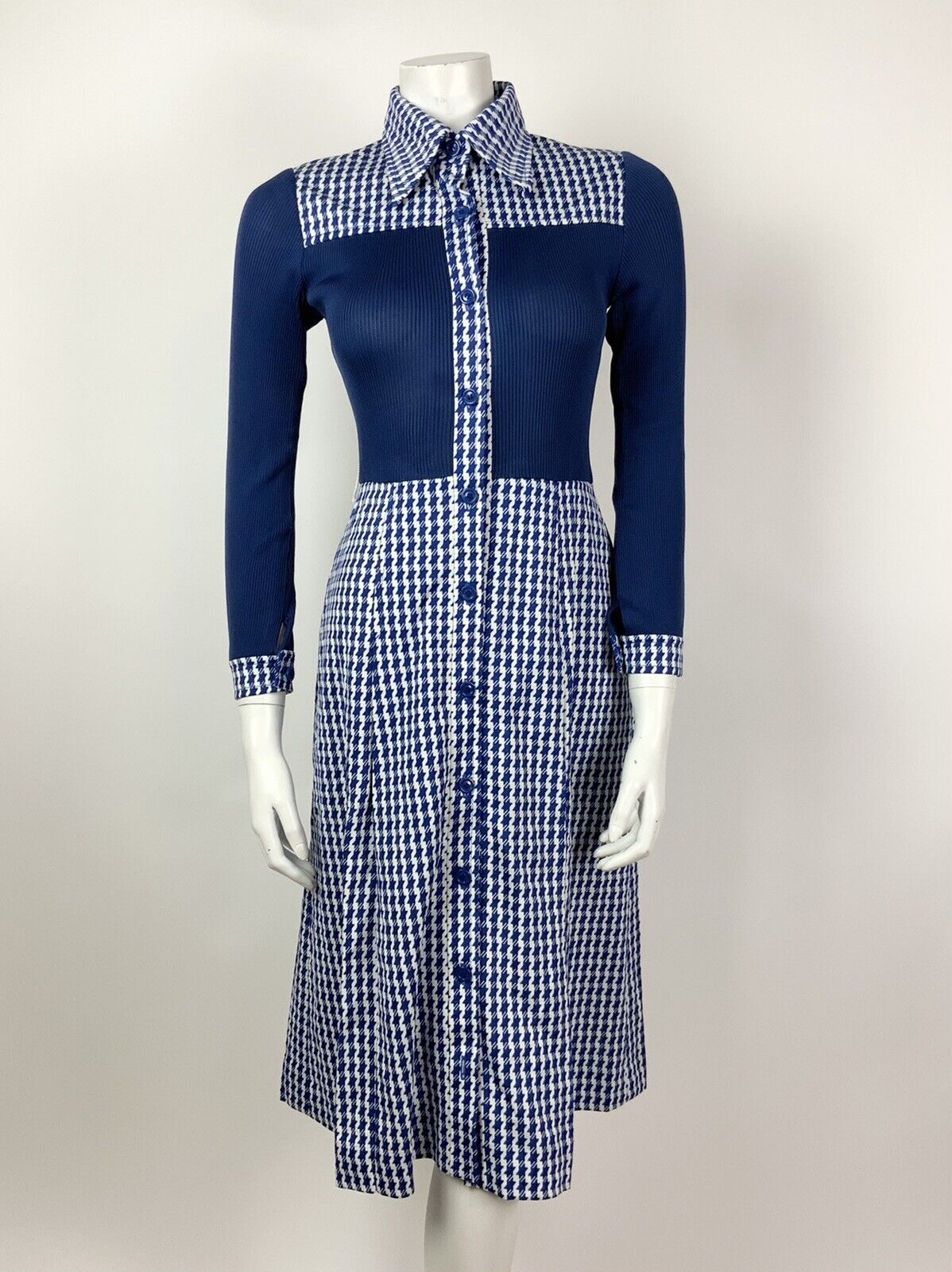 VINTAGE 60s 70s NAVY BLUE WHITE HOUNDSTOOTH DAGGER COLLAR SHIRT DRESS 8 10