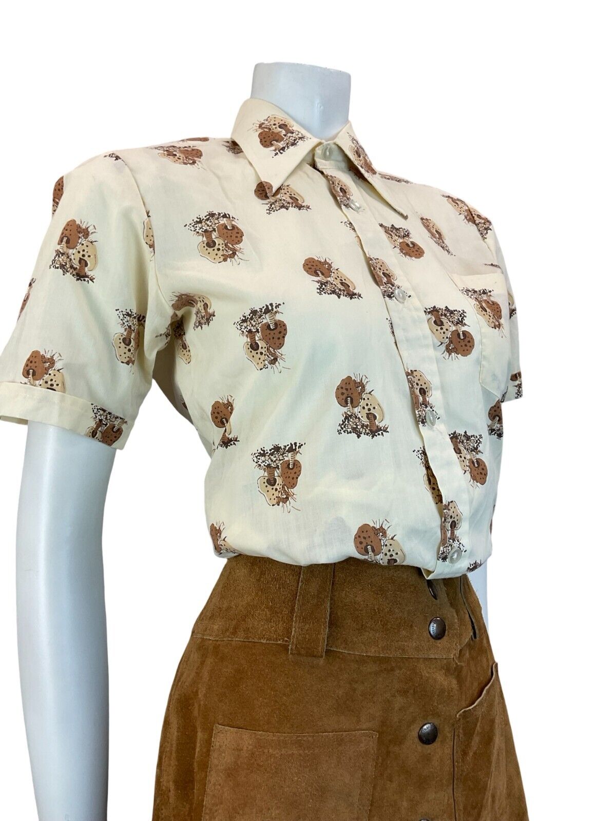 VTG CREAM BROWN WOODLAND MUSHROOM SHORT SLEEVE DAGGER COLLAR SHIRT 10