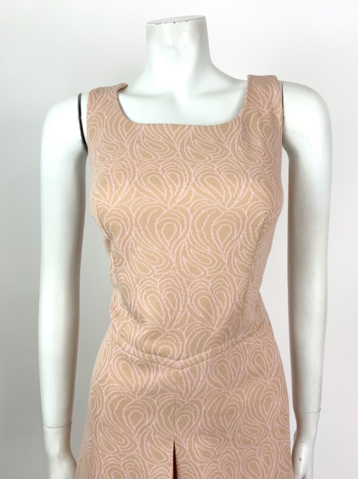 VINTAGE 60s 70s BEIGE BABY PINK SWIRL PSYCHEDELIC PAISLEY SLEEVELESS DRESS 12