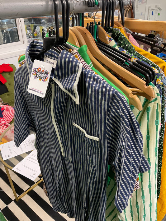 MENS VTG NAVY PIPED DAGGER COLLAR POLO SHIRT