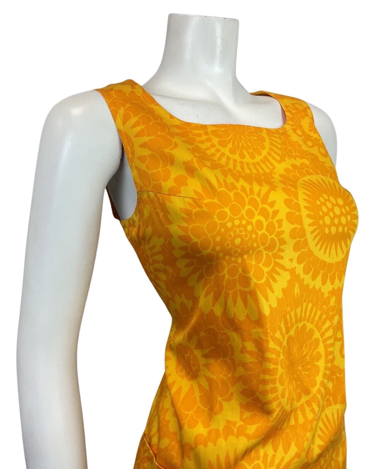 VINTAGE 60s 70s YELLOW ORANGE FLORAL SUNFLOWER SLEEVELESS SHIFT DRESS 10 12