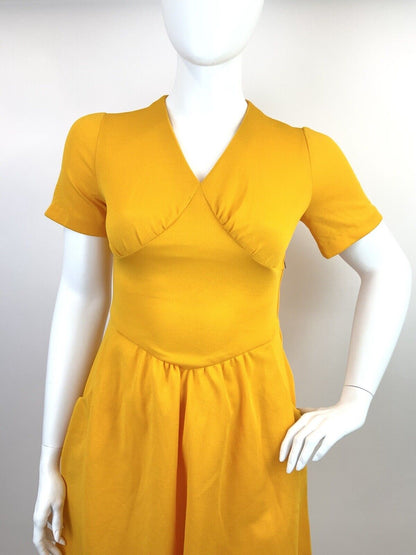 VINTAGE 60s 70s YELLOW ORANGE V-NECK SHORT MOD SWING DRESS 16
