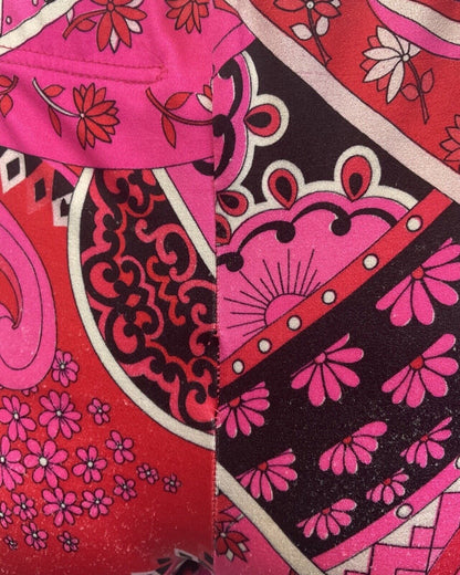 VINTAGE 60s 70s PINK RED BLACK PSYCHEDELIC FLORAL HIGH-WAISTED SWIM SHORTS 16