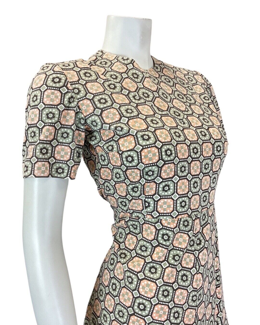 VINTAGE 60s 70s GREY PINK BLACK TILED GEOMETRIC DAISY FLOWER MOD SHORT DRESS 6 8