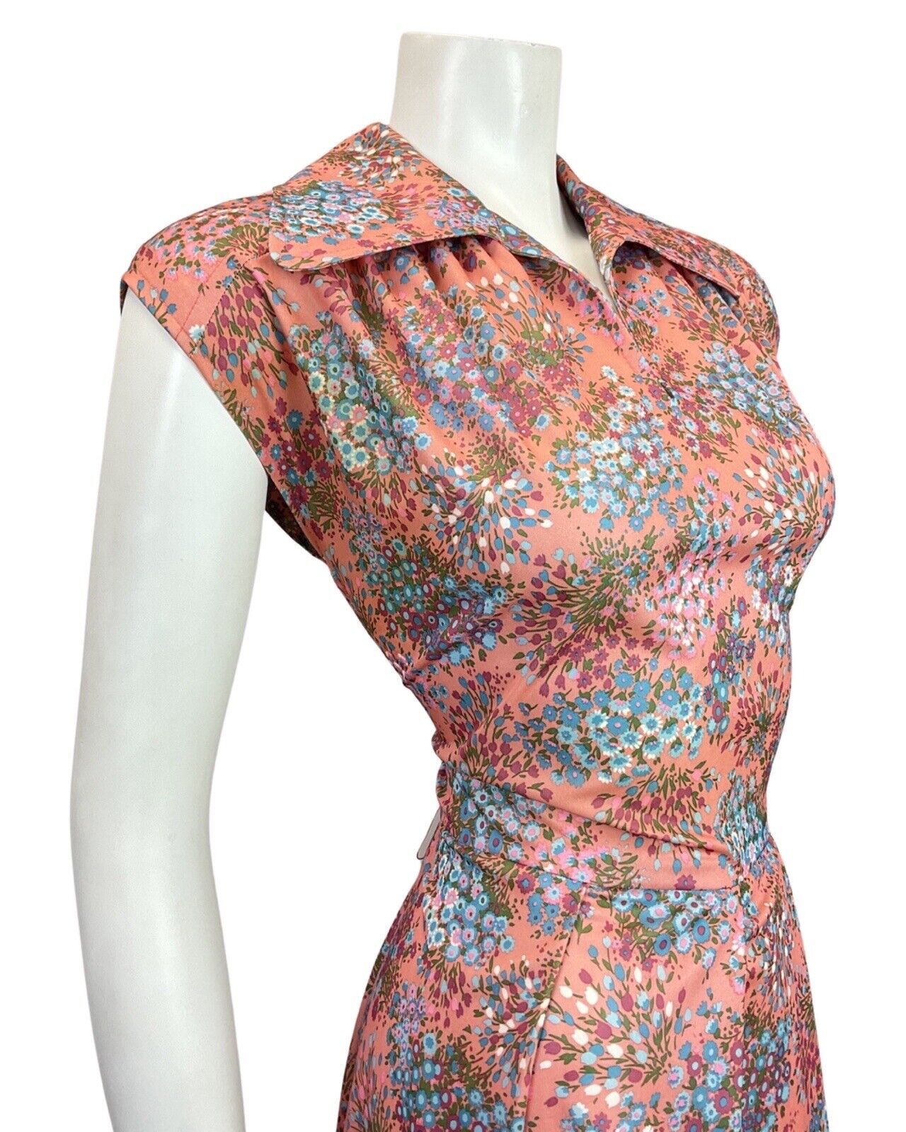 VINTAGE 60s PEACH BLUE PURPLE FLORAL BOUQUET DITSY WING COLLAR TEA DRESS 10 12