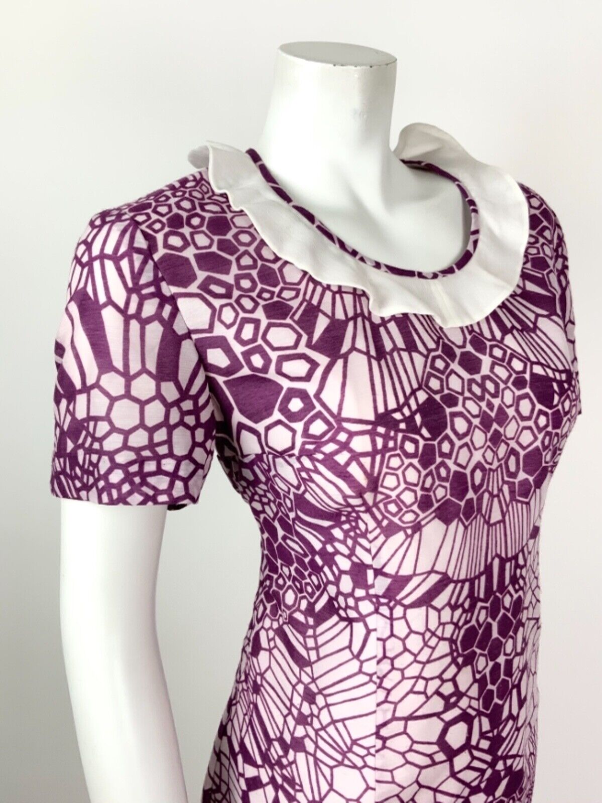 VINTAGE 60s 70s PURPLE WHITE RUFFLED GEOMETRIC PSYCHEDELIC DRESS 10