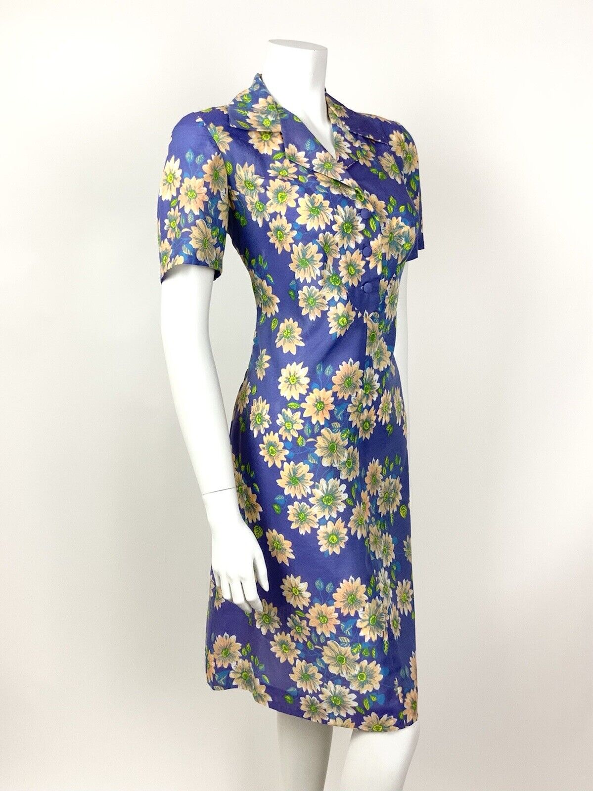 VINTAGE 60s 70s PURPLE PEACH BLUE YELLOW FLORAL DAGGER COLLAR SHIRT DRESS 12 14