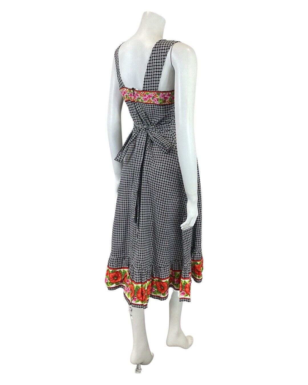 VINTAGE 70s BLACK WHITE RED GEOMETRIC FLORAL SLEEVELESS APRON SUMMER DRESS 8