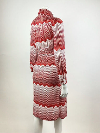 VINTAGE 60s 70s BRIGHT RED WHITE CHEVRON ZIG-ZAG MOD DAGGER SHIRT DRESS 10