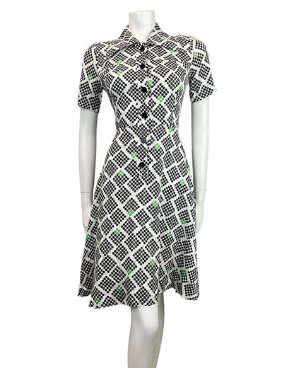 VINTAGE 60s 70s WHITE BLACK GREEN GEOMETRIC DOTTY WING COLLAR MOD SHIRT DRESS 8