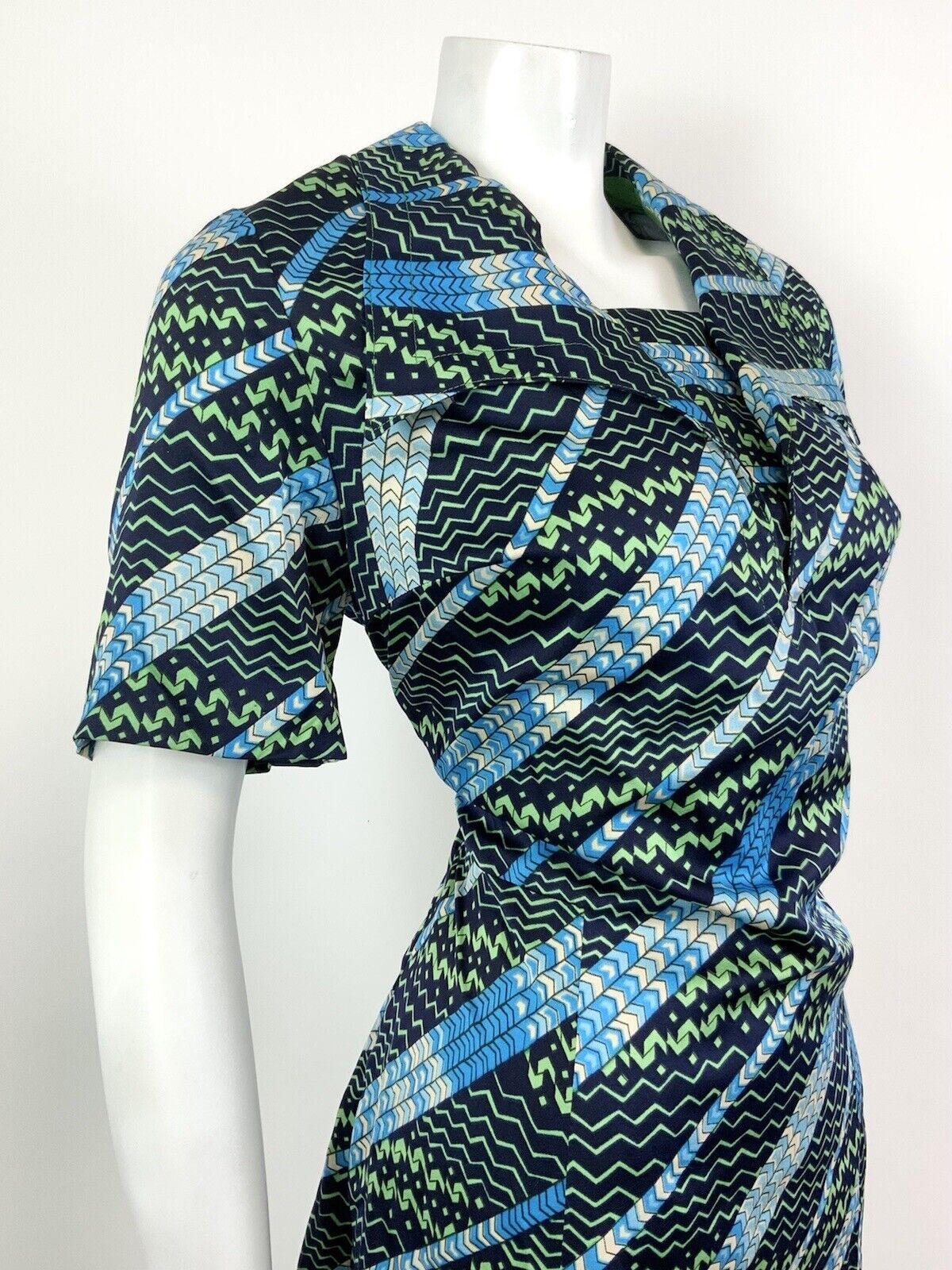 VTG 60s 70s BLUE GREEN WHITE STRIPED ZIG ZAG PSYCHEDELIC WING SHIRT DRESS 14 16