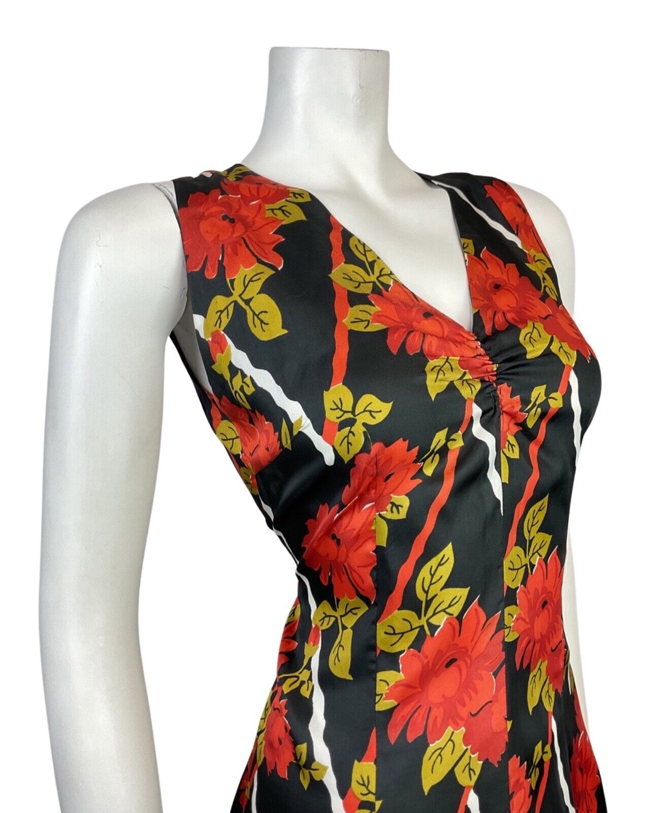 VINTAGE 60s 70s BLACK RED GOLD FLORAL SLEEVELESS SUMMER DRESS 8