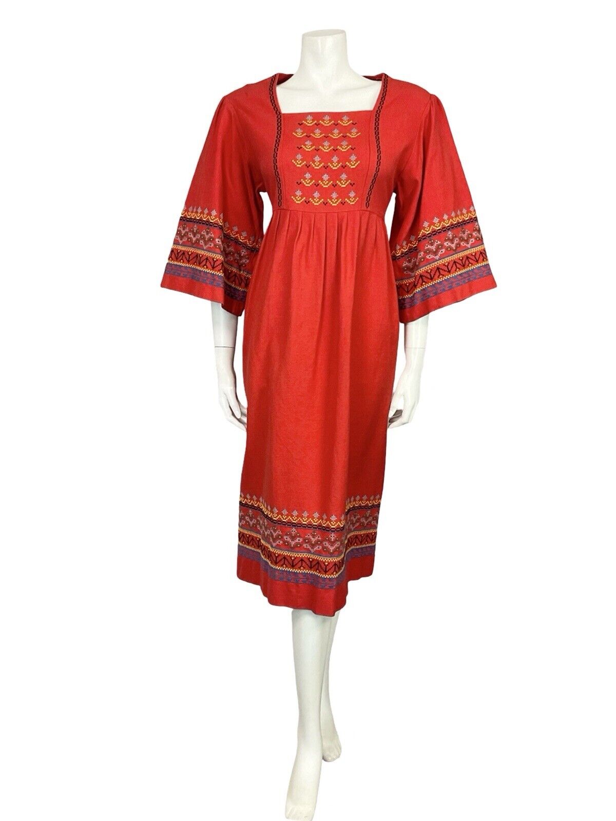 VTG 60S 70S RED BLACK YELLOW HIPPY BOHO CROSS STITCH EMBROIDERED SMOCK DRESS 10