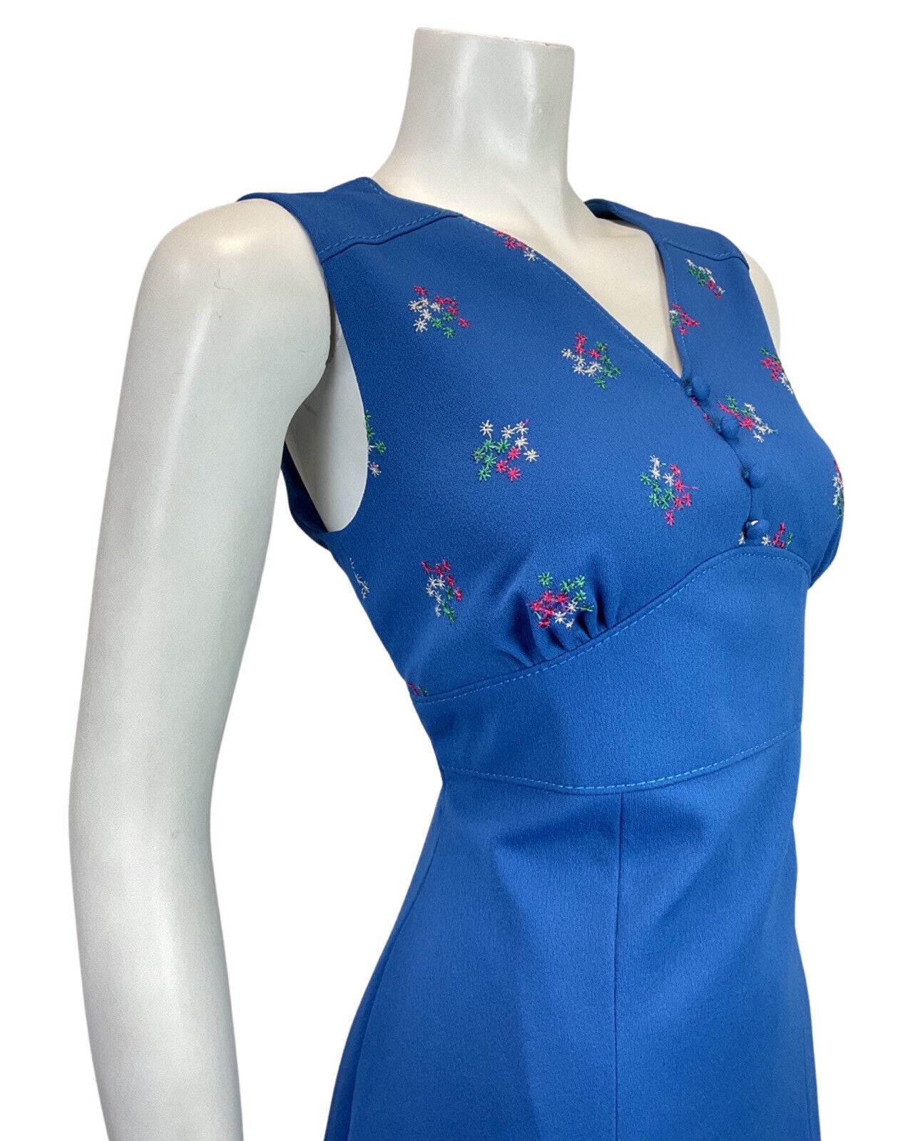 VINTAGE 60s 70s BLUE PINK SILVER EMBROIDERED FLOWER STAR SLEEVELESS MOD DRESS 14