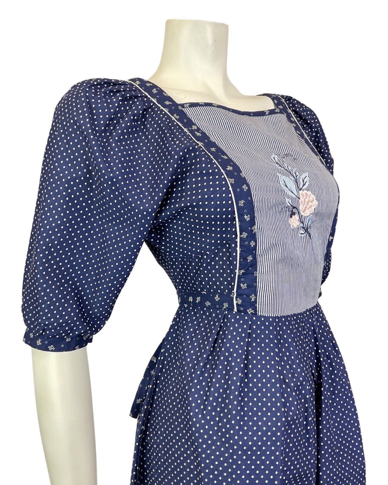 VINTAGE 70s BLUE WHITE PINK POLKA-DOT FLORAL EMBROIDERED BOHO PRAIRIE DRESS 8