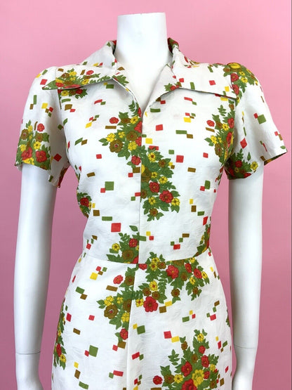 VTG 60s 70s WHITE RED GREEN YELLOLW GEOMETRIC FLORAL MOD DAGGER SHIRT DRESS 14
