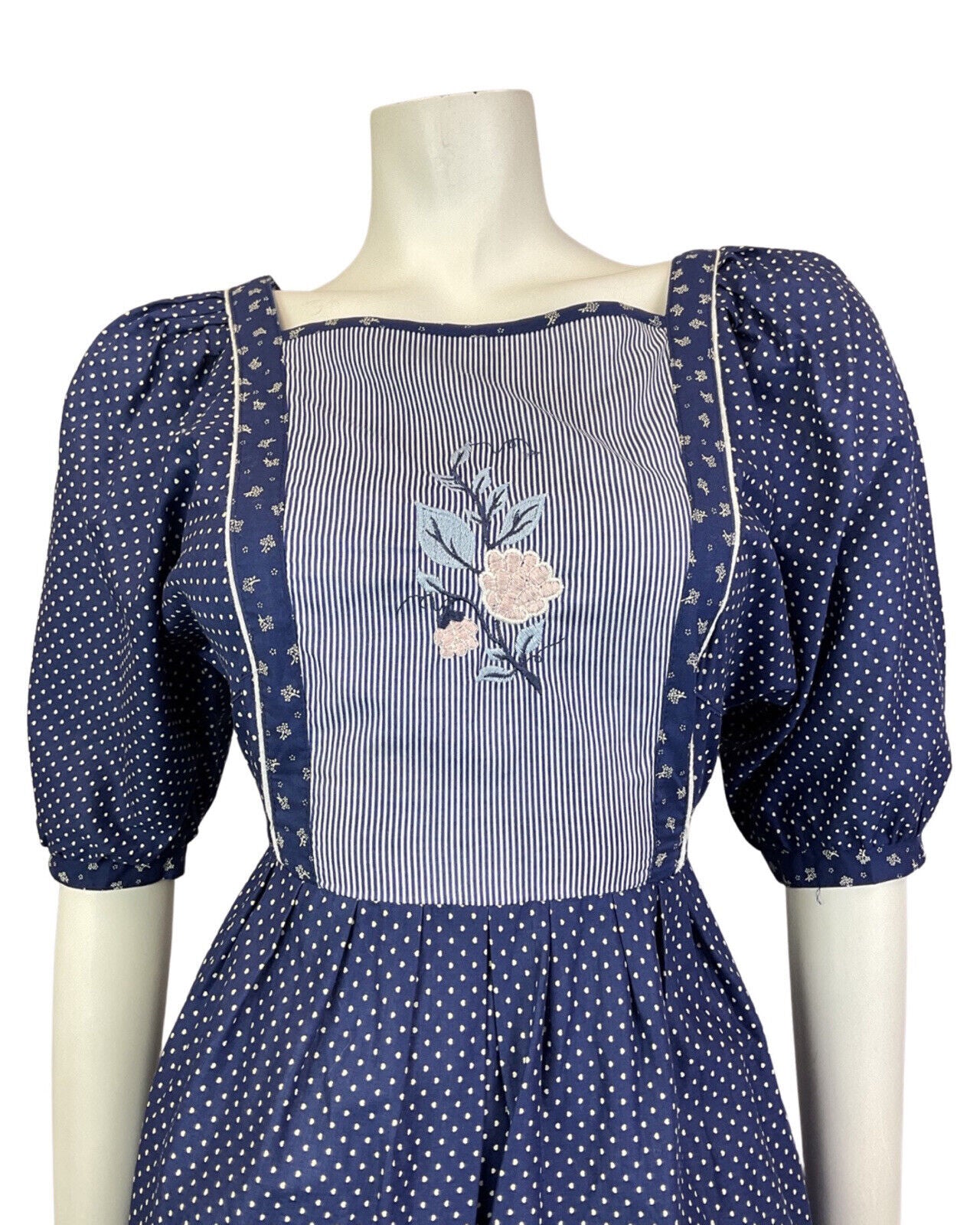 VINTAGE 70s BLUE WHITE PINK POLKA-DOT FLORAL EMBROIDERED BOHO PRAIRIE DRESS 8