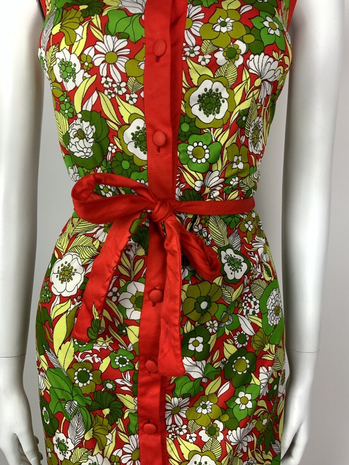 VTG 60s 70s GREEN RED WHITE PSYCHEDELIC FLORAL BELTED SLEEVELESS MOD DRESS 10 12