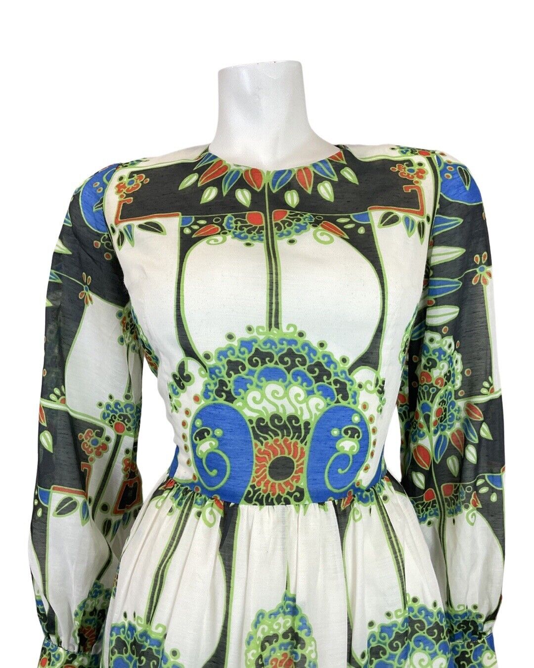 VINTAGE 60s 70s WHITE BLACK GREEN FLORAL NOUVEAU LONG-SLEEVE SWING DRESS 8