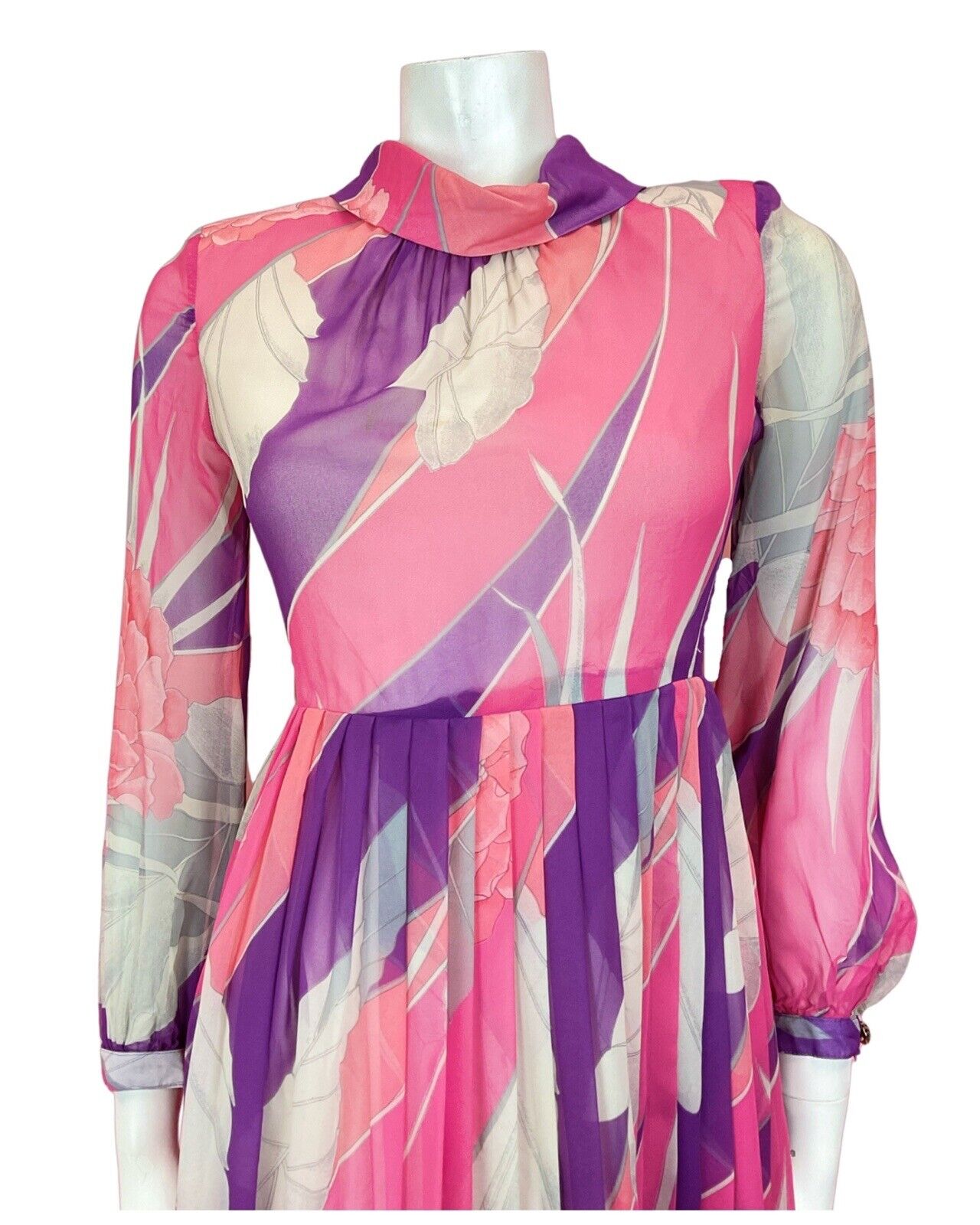 VINTAGE 60s 70s PINK PURPLE SILVER FLORAL LEAFY SHEER PLEATED SWING SILK DRESS 8