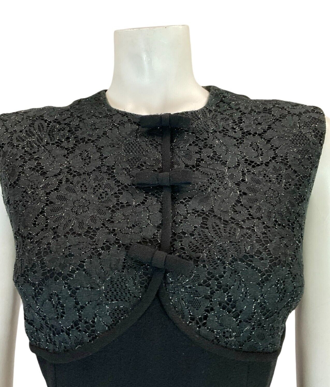 VTG 60S MOD TAILORED DAINTY GLITTERY LACE BOW SLEEVELESS BLACK PARTY DRESS 10