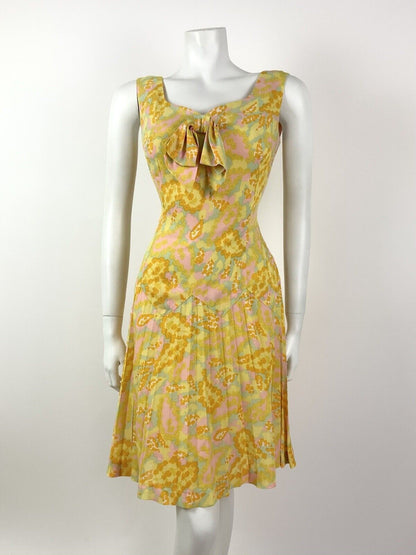VINTAGE 60s 70s YELLOW ORANGE PINK FLORAL PSYCHEDELIC V-NECK PLEATED DRESS 10