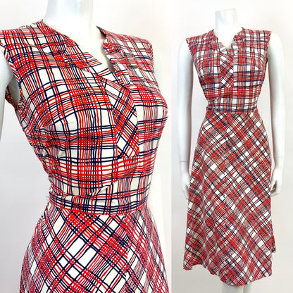 VINTAGE 60s 70s WHITE RED BLUE CHCKED PLAID MOD SLEEVELESS SHIRT DRESS 12 14