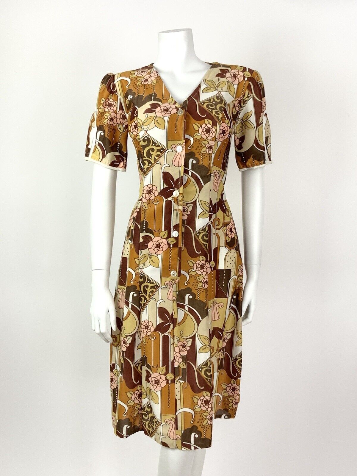 VINTAGE 60s 70s BROWN YELLOW RED PINK FLORAL GEOMETRIC BUTTONED DRESS 8 10