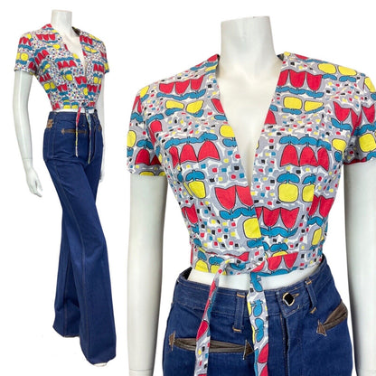 VINTAGE 60s 70s WHITE GREY RED YELLOW TULIP FLORAL MOD WRAP CROPPED TOP 8