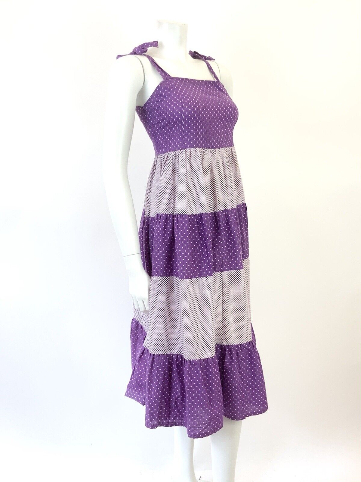 VINTAGE 60s 70s PURPLE WHITE POLKA-DOT TIERED STRAPPY BOHO TENT SUN DRESS 8 10