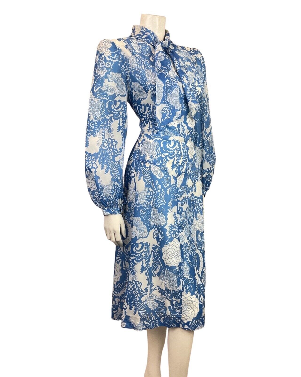 VINTAGE 60s 70s BLUE WHITE PSYCHEDELIC FLORAL PUSSYBOW SHEER SWING DRESS 12 14