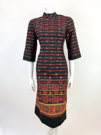 VINTAGE 60s 70s BLACK RED GOLD STRIPED AZTEC GEOMETRIC SHIFT DRESS 10 12