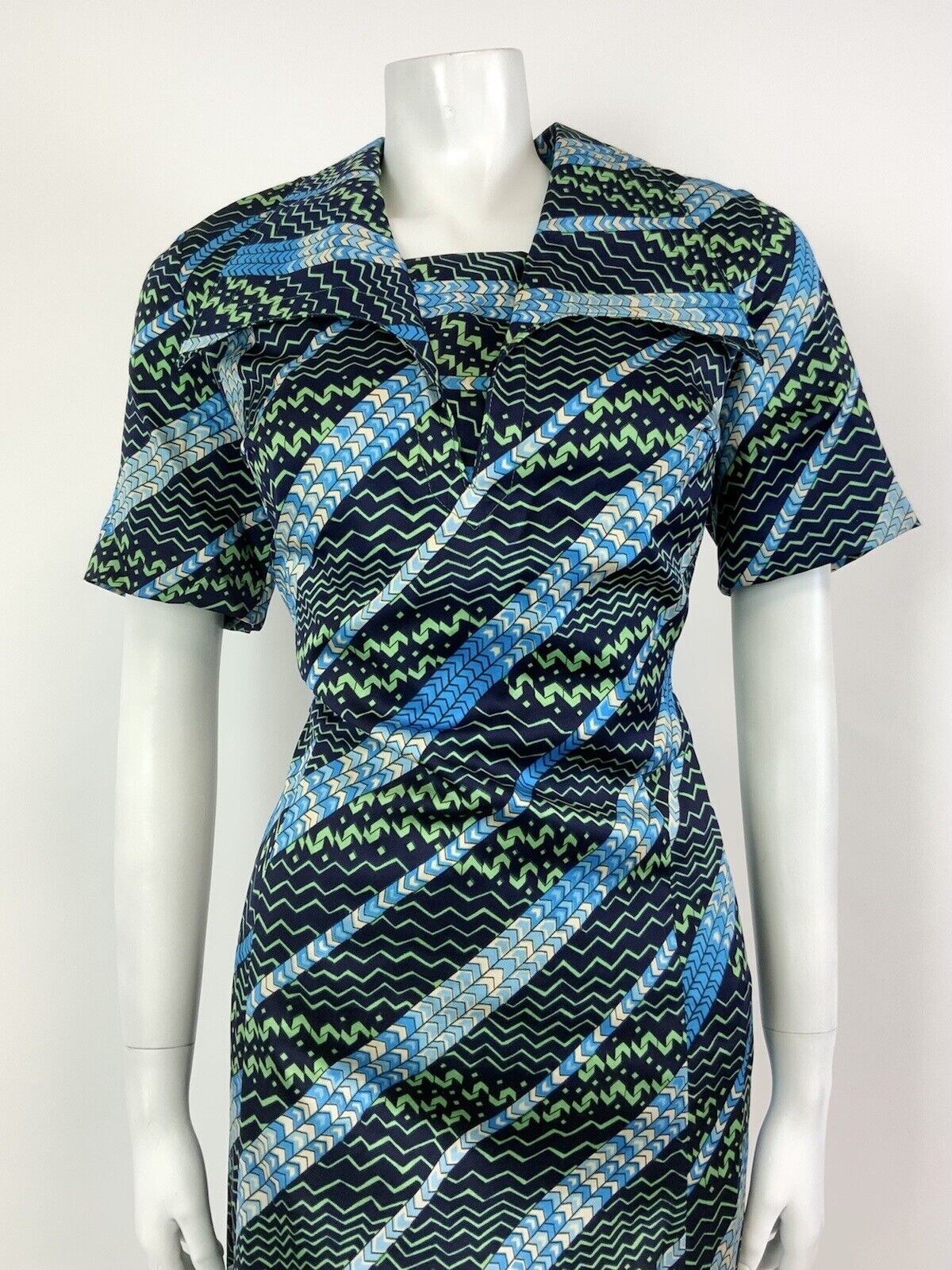 VTG 60s 70s BLUE GREEN WHITE STRIPED ZIG ZAG PSYCHEDELIC WING SHIRT DRESS 14 16