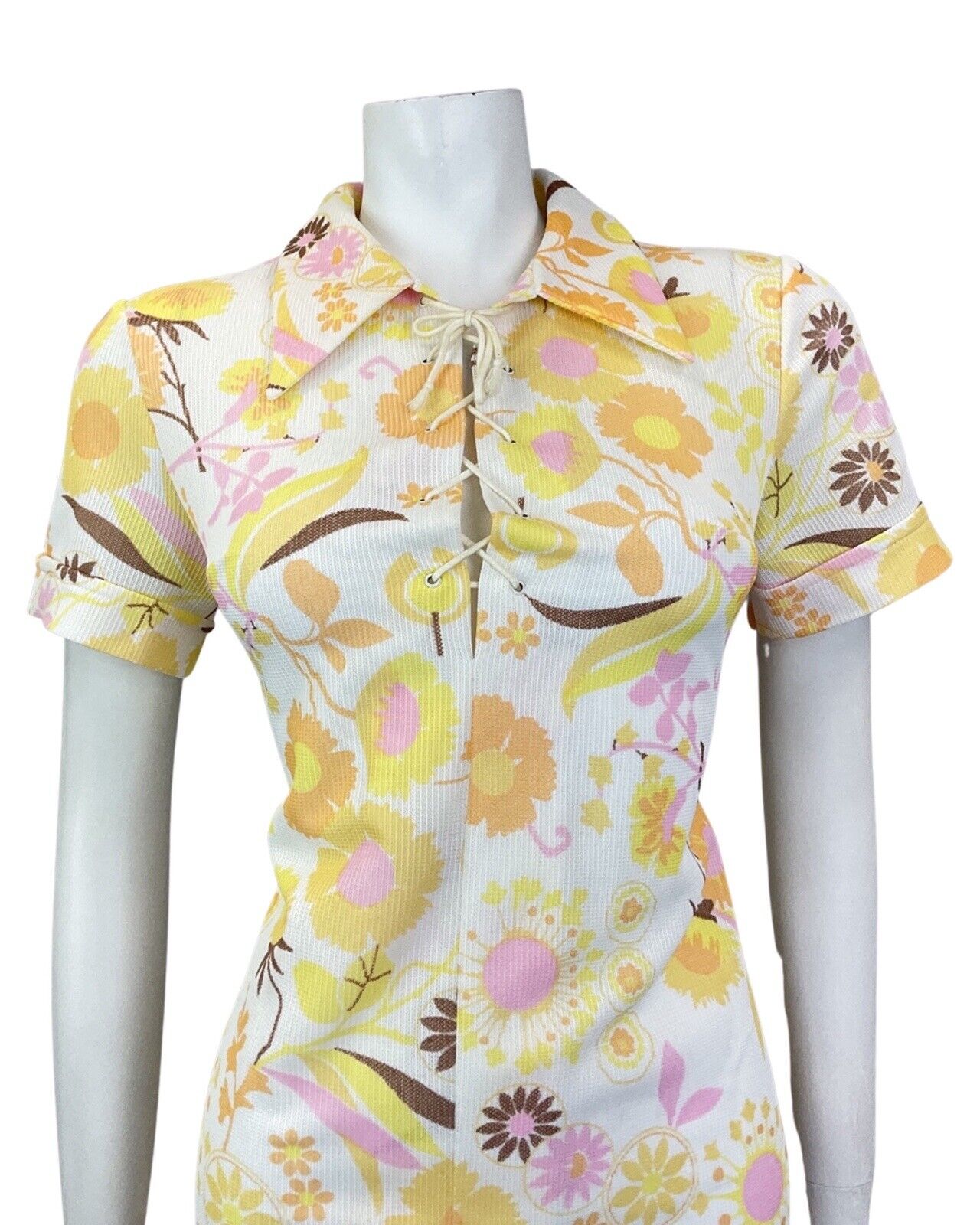 VINTAGE 60s WHITE YELLOW PINK DAISY FLORAL LACE-UP DAGGER SHIRT DRESS 12 14