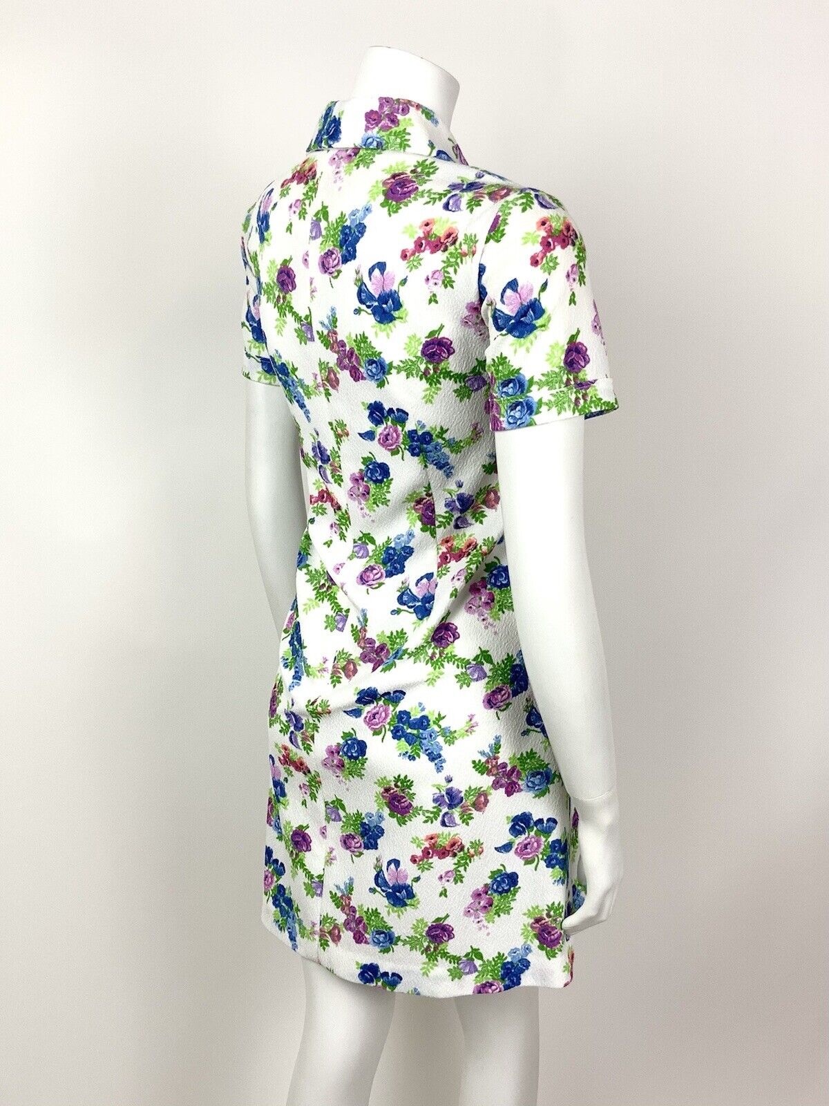VINTAGE 60s 70s WHITE BLUE PURPLE GREEN FLORAL ROSE DAGGER COLLAR DRESS 10