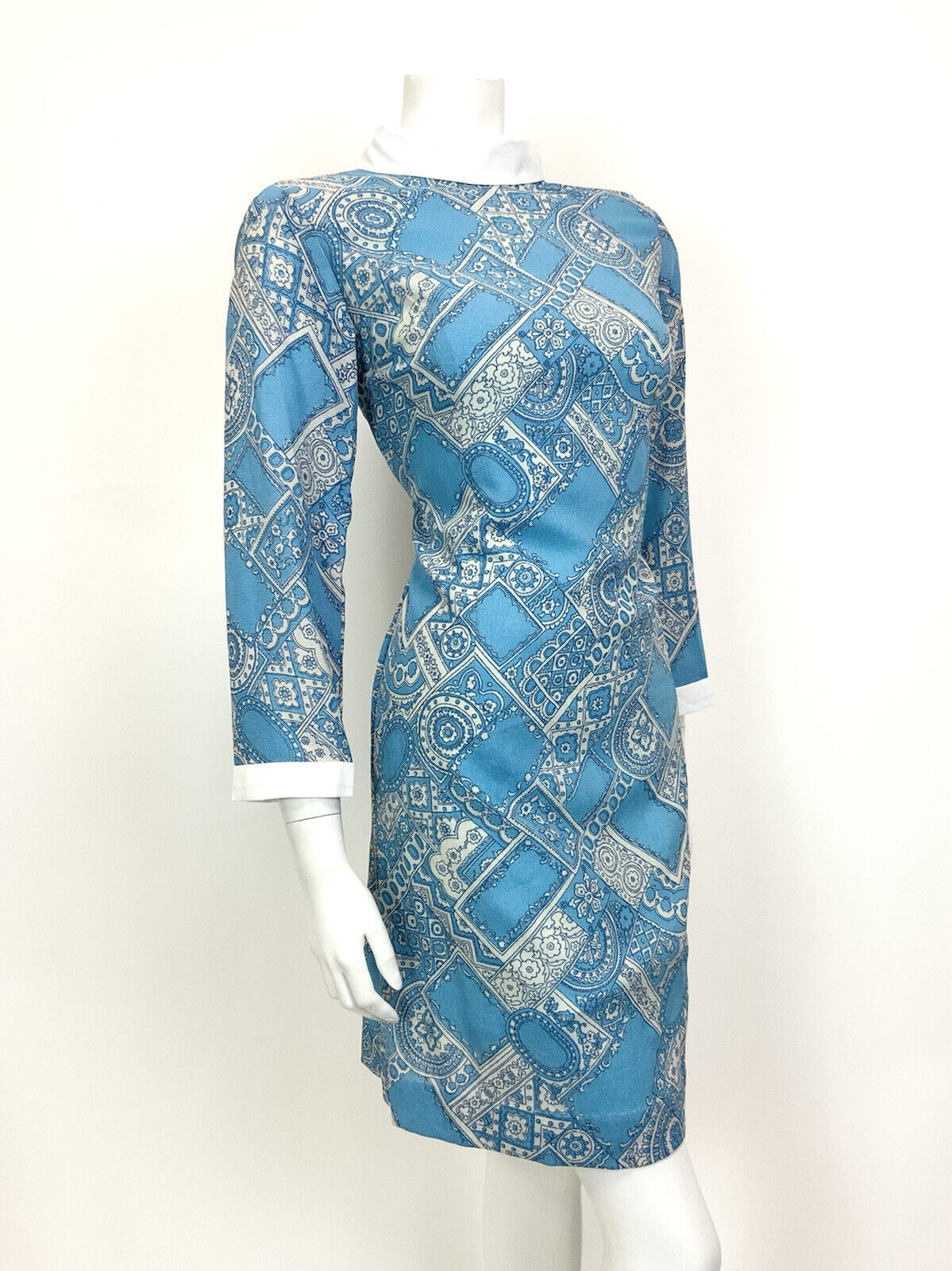 VTG 60s 70s BLUE WHITE PSYCHEDELIC MANDALA MOROCCAN TILED MOD SHORT DRESS 12 14