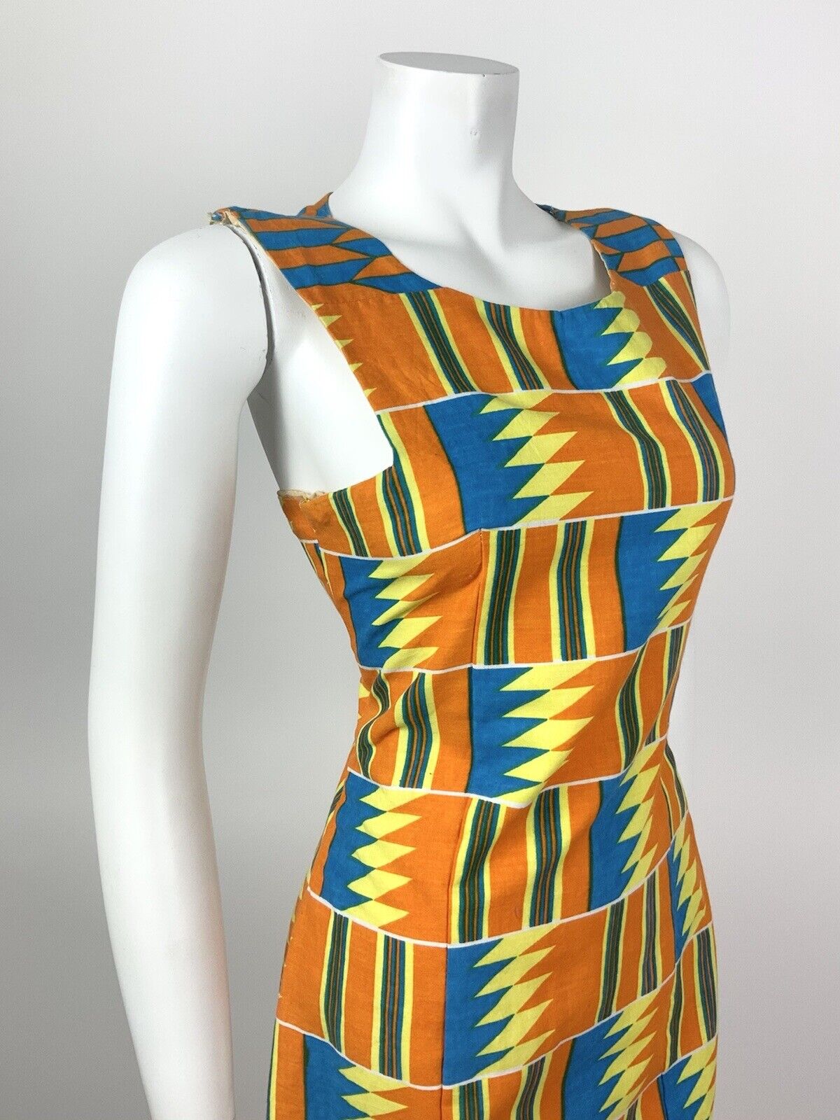 VINTAGE 60s 70s ORANGE YELLOW BLUE GEOMETRIC AZTEC SLEEVELESS SUMMER DRESS 10