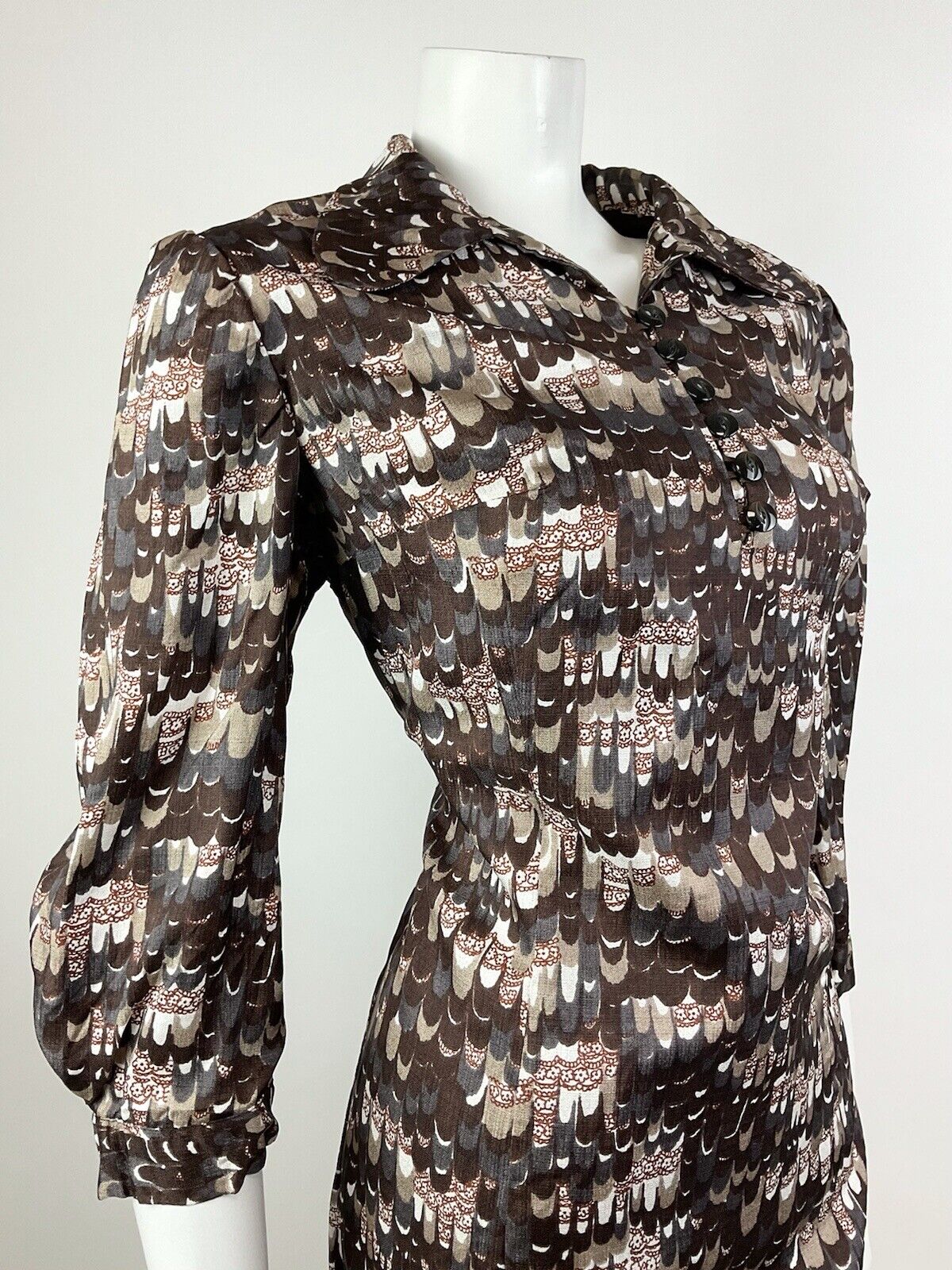 VTG 60s 70s BROWN WHITE SILVER PSYCHEDELIC SCALES SPOON COLLAR SHIRT DRESS 14 16