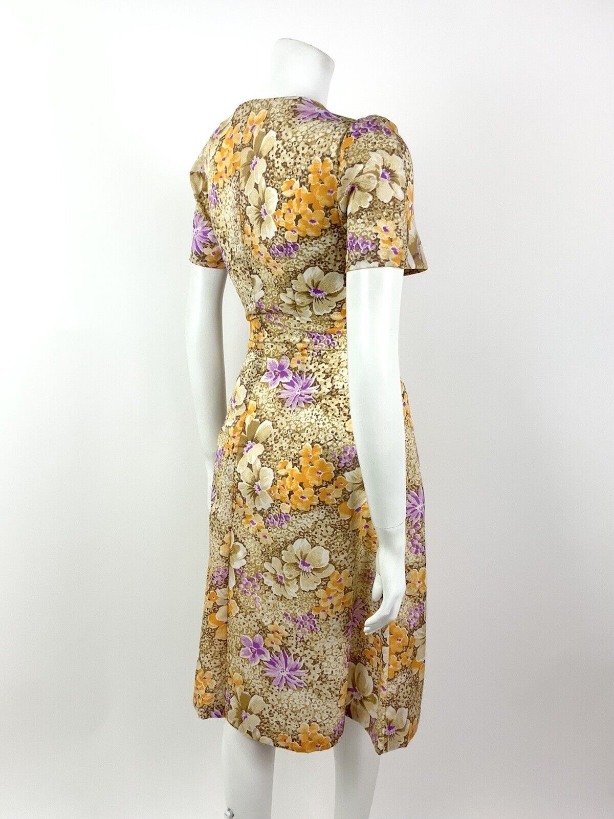 VTG 60s 70s CREAM BROWN PURPLE ORANGE FLORAL DITSY SWEETHEART TEA DRESS 10 12