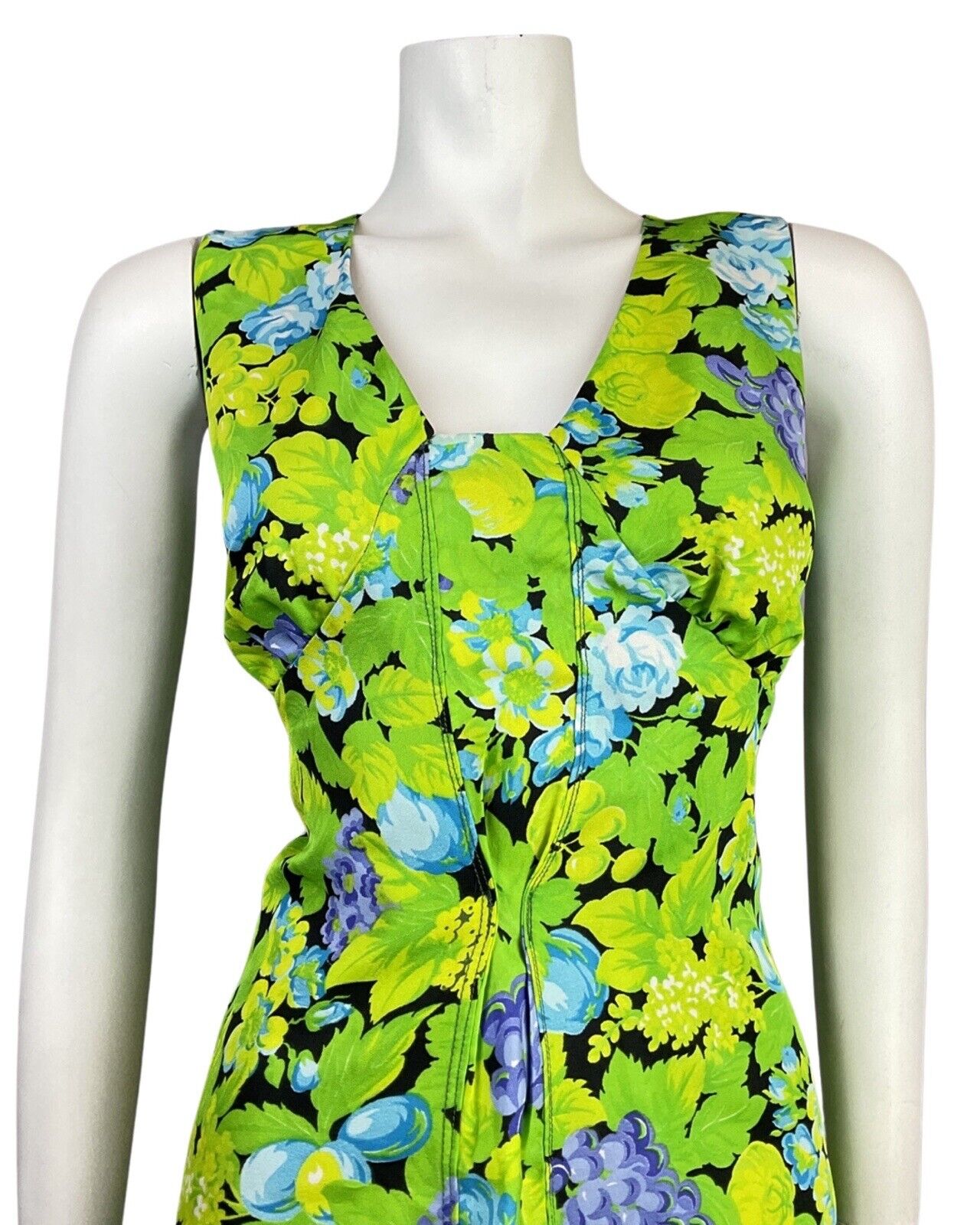 VINTAGE 60s 70s GREEN BLACK BLUE FLORAL GRAPES SLEEVELESS SUMMER DRESS 10 12